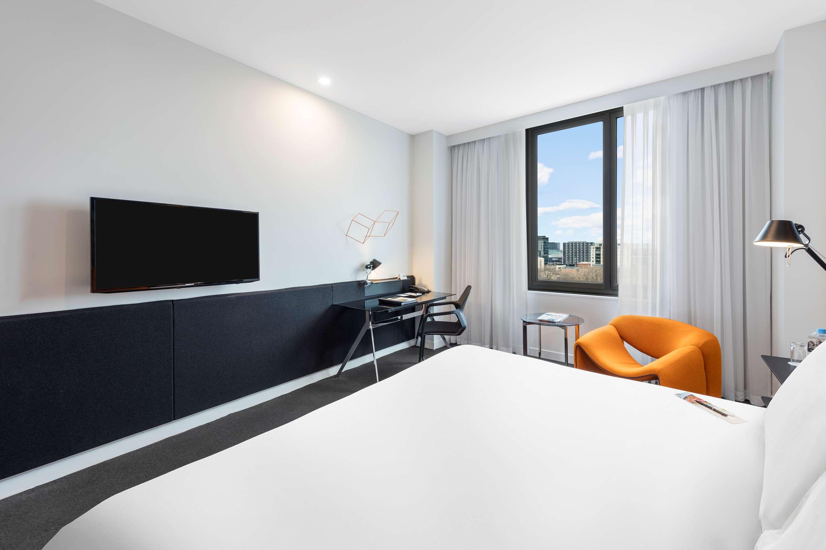 Hotel Radisson On Flagstaff Gardens 4*