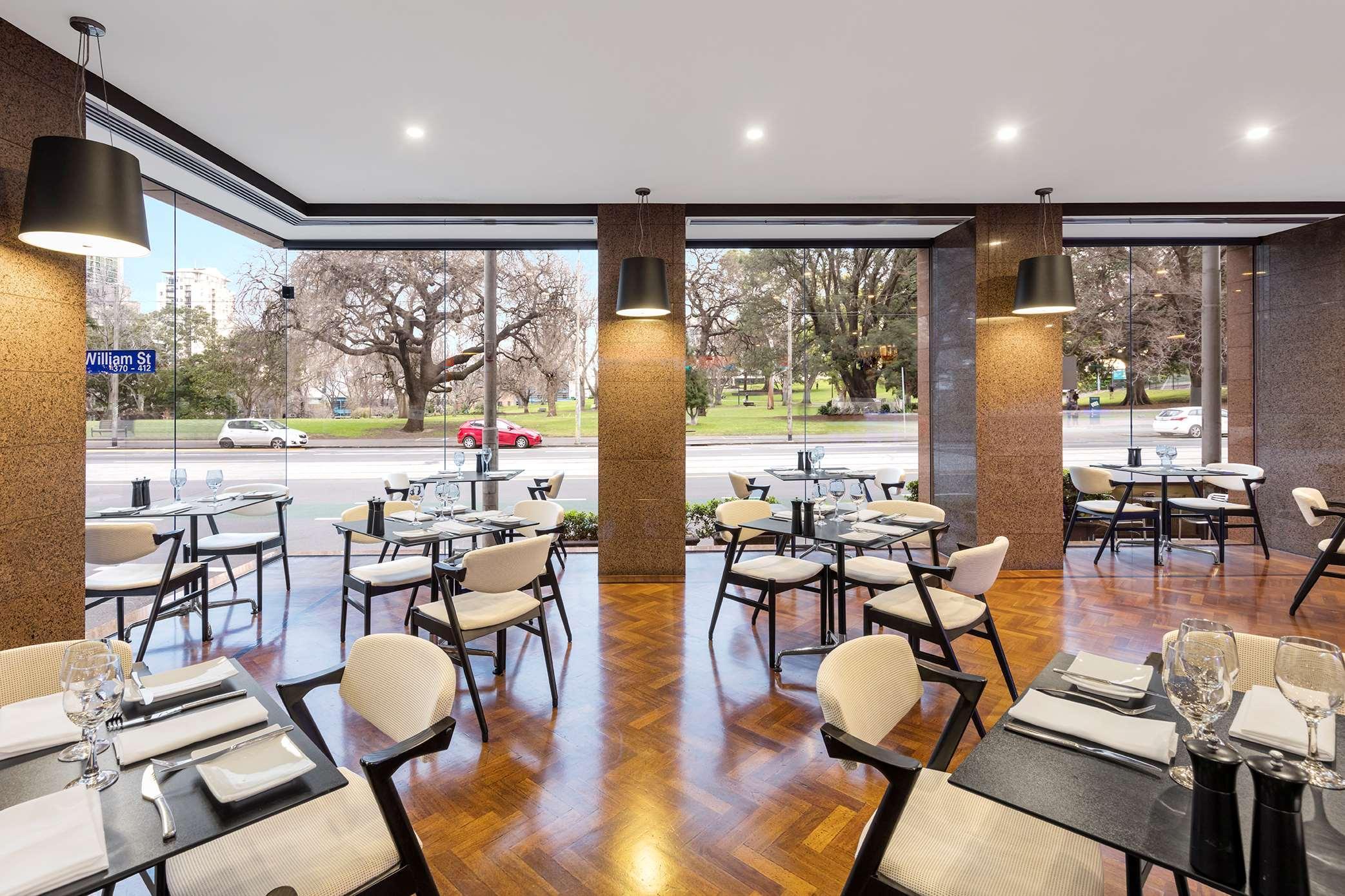 Radisson On Flagstaff Gardens Hotel 4*