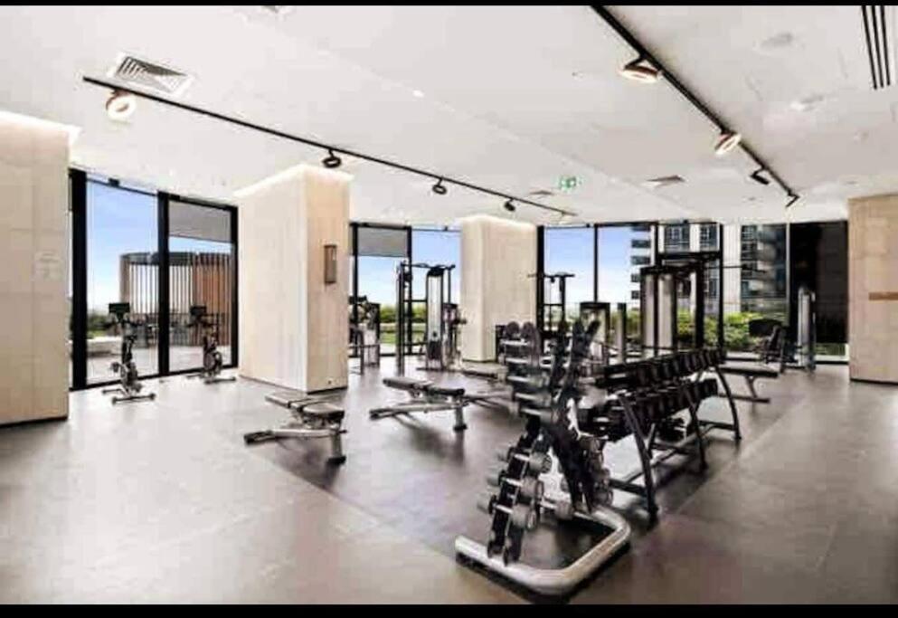 Stunning 2b Southbank With Balcony Apartment