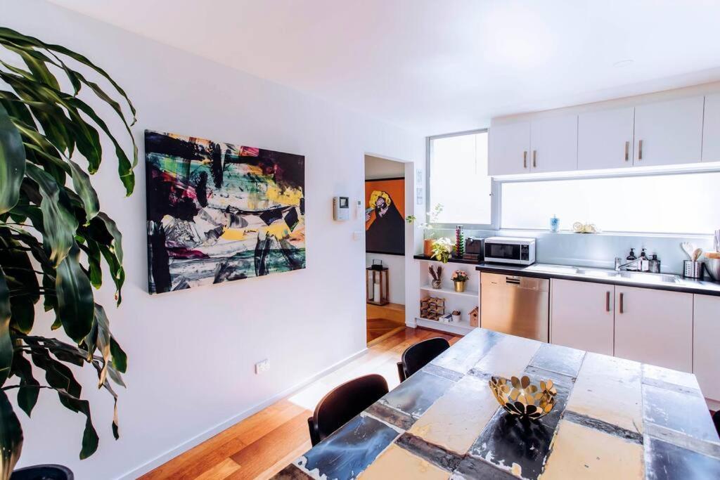 Apartamento Townhouse Close To Tennis & Mcg With Free Parking *