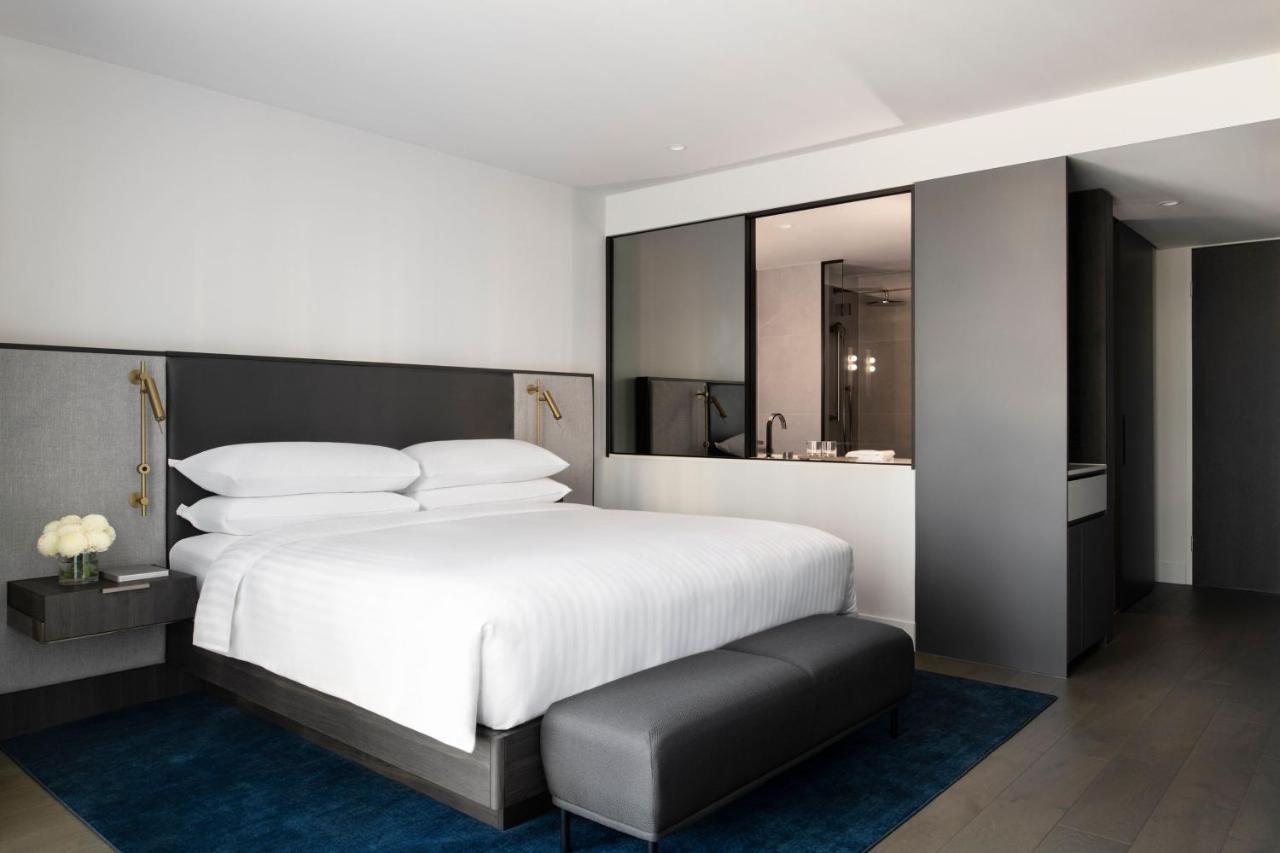 Marriott Docklands Hotel 5*