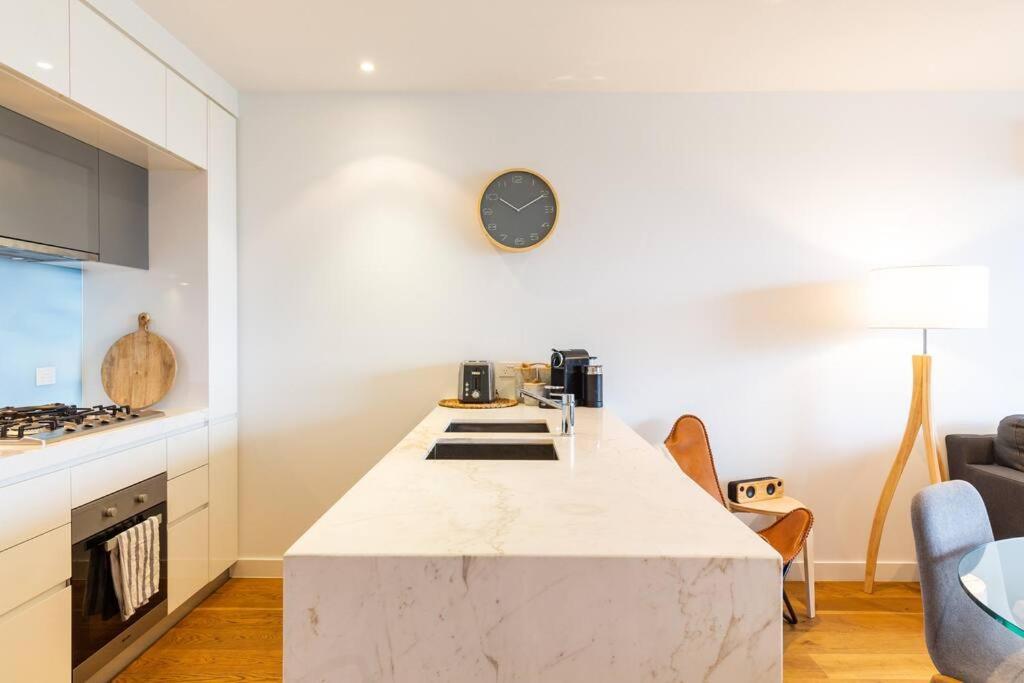 Apartment Port - A At The Bay *