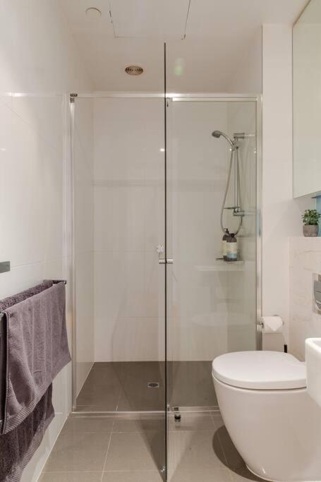 Apartment Port - A At The Bay Melbourne