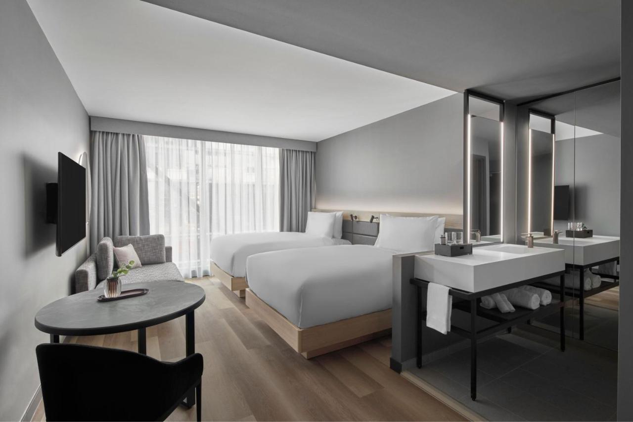 Ac By Marriott Southbank Hotel 4*