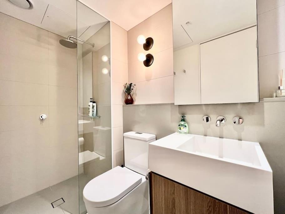 Highrise Location 2baths