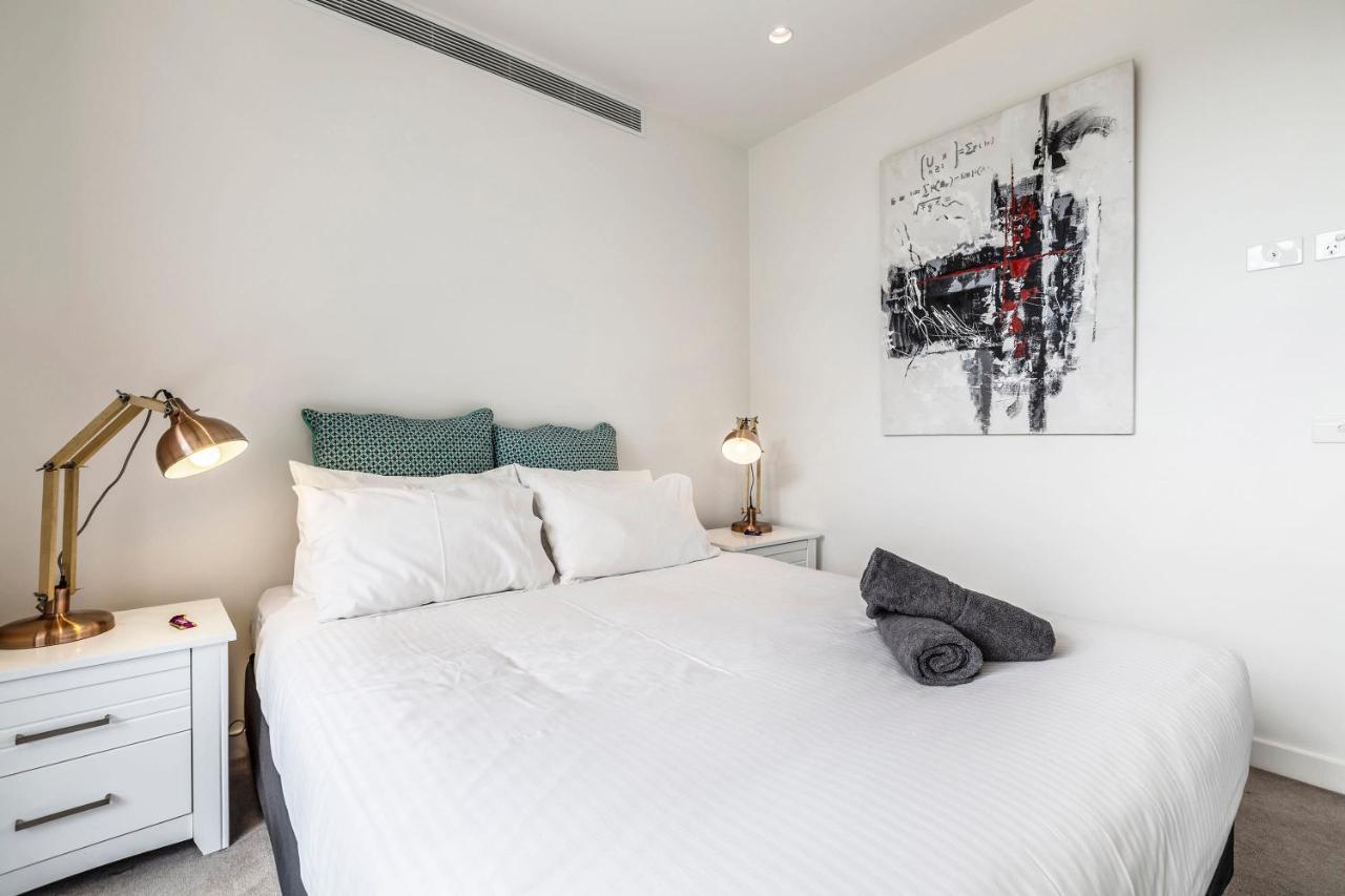 Abbotsford Short Luxury Style & Location * Melbourne