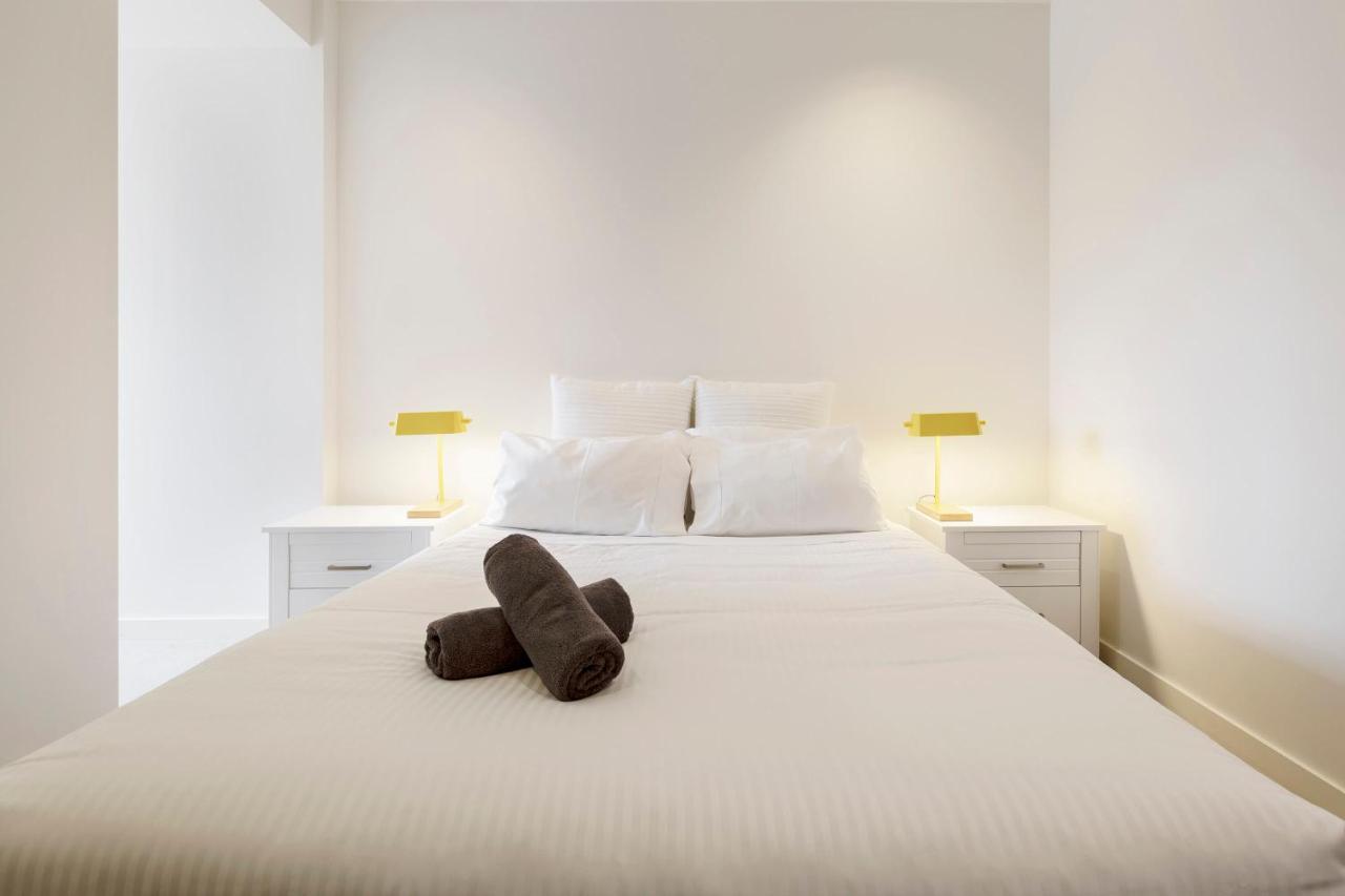 Abbotsford Short Luxury Style & Location Apartment Melbourne
