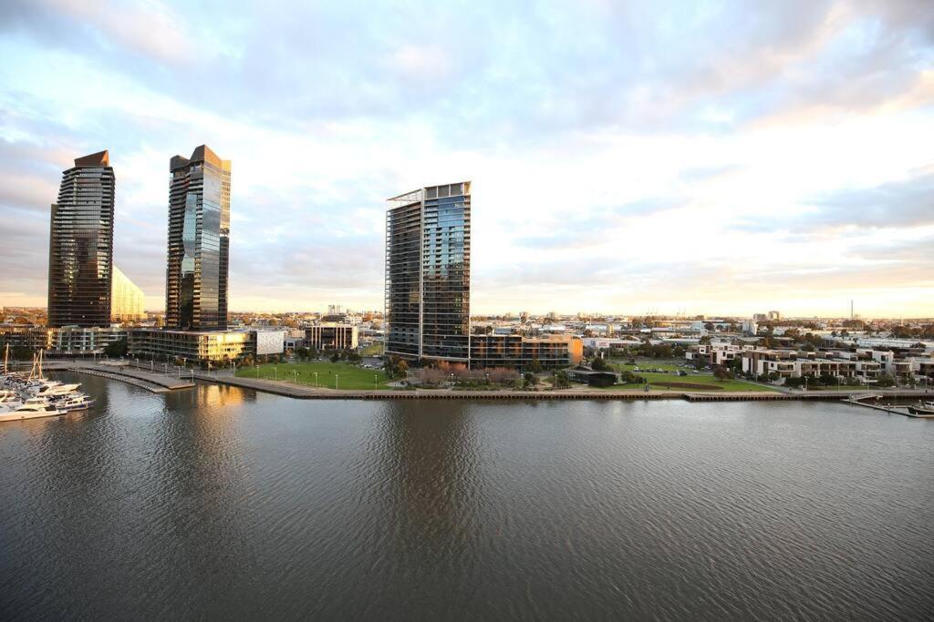 River Views 2b2b Free Parking *