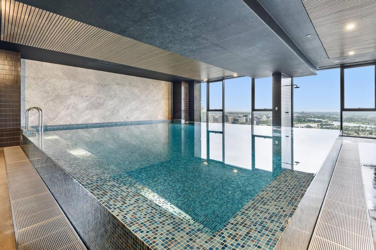 Cosy Revolve At Palladium - A Stylish Urban Oasis * Melbourne