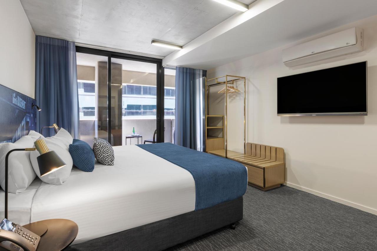 Mercure St Kilda Road 4*