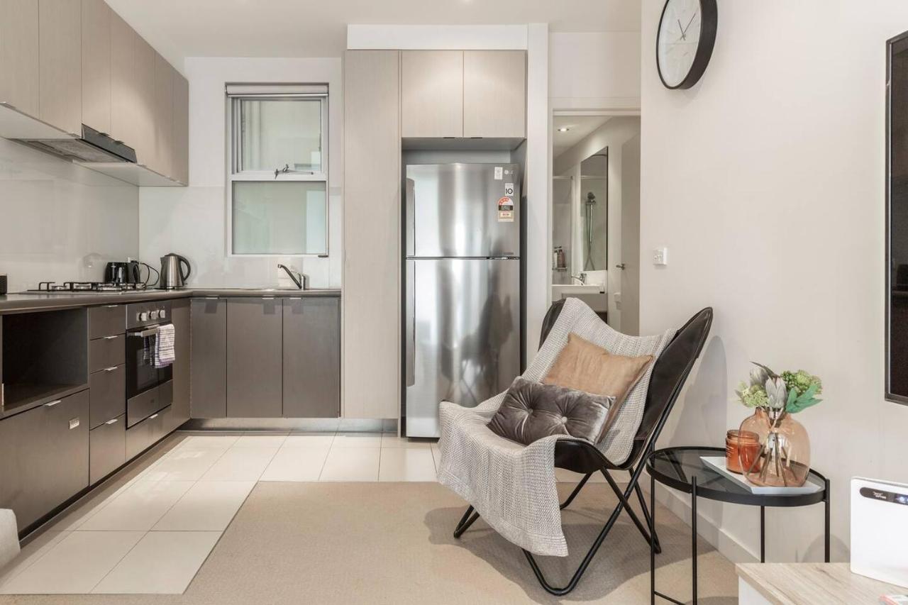 Apartment Contemporary Carlton Comfort Near Queen Vic Market