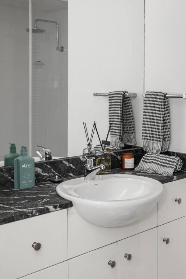 Apartment 'the Skyforest' An Elegant Urban Oasis Melbourne
