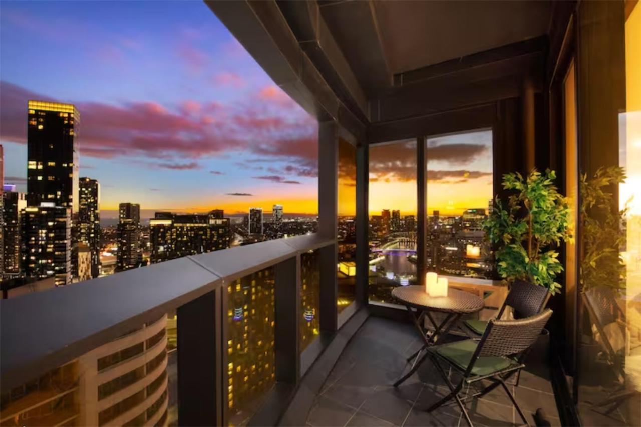 Fantastic Views At Luxury Prima Pearl Tower Apartment *
