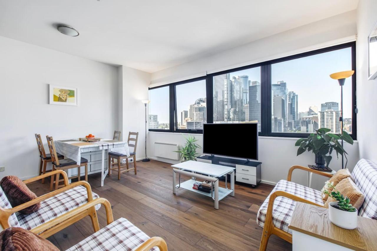 Apartment 'plaid Parlour' City-centre Comfort & Skyline Views