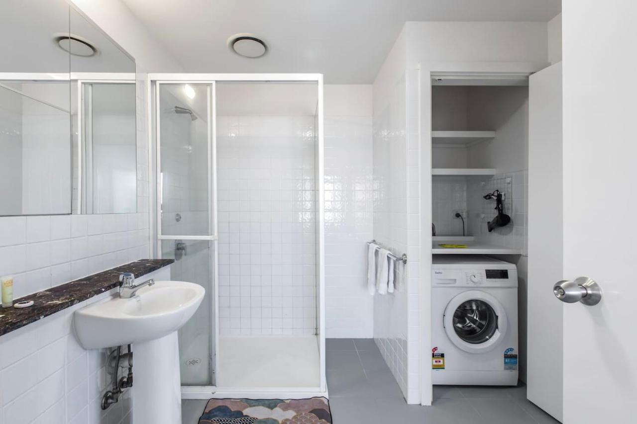 Apartment 'plaid Parlour' City-centre Comfort & Skyline Views