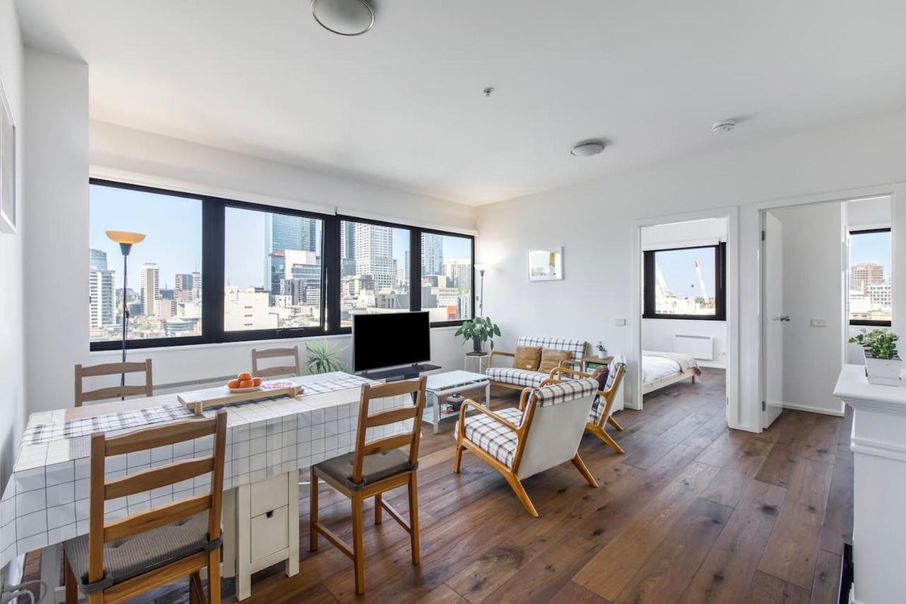 Apartment 'plaid Parlour' City-centre Comfort & Skyline Views