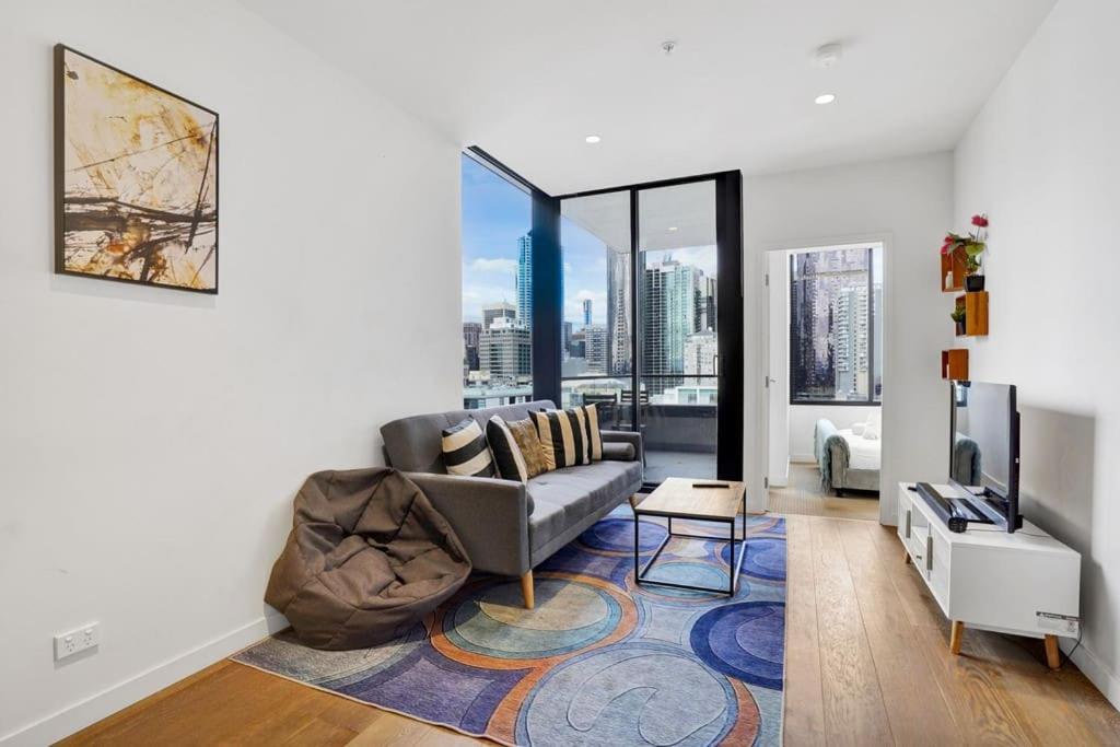 Apartment 15th Floor Near Flagstaff & Qv Market *