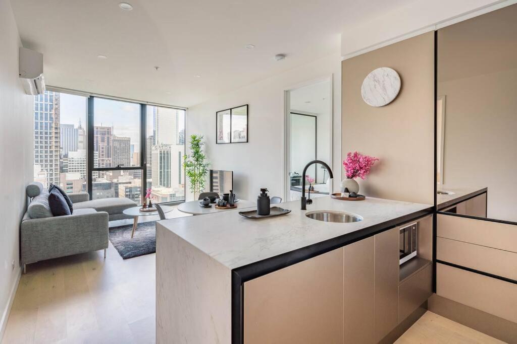 Apartment Cbd Location｜modern Japandi Luxury
