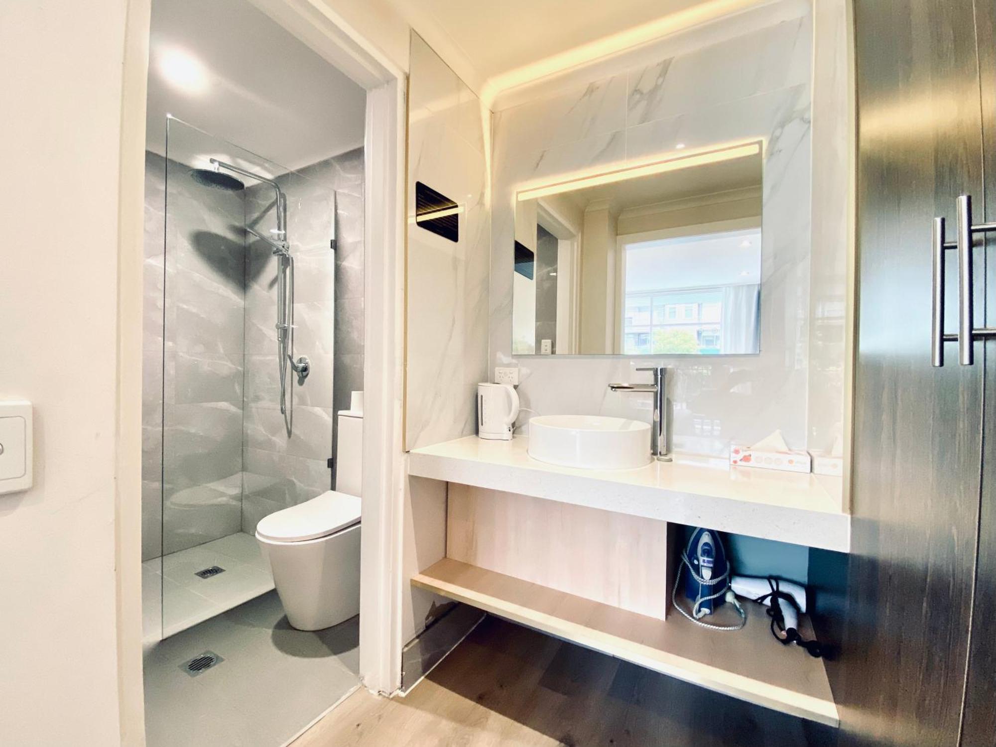 The Parkmore 4* Melbourne