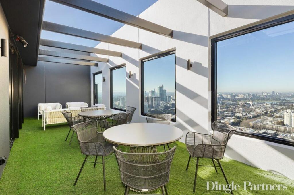 Apartment Spectacular Views From The Heart Of Southbank!