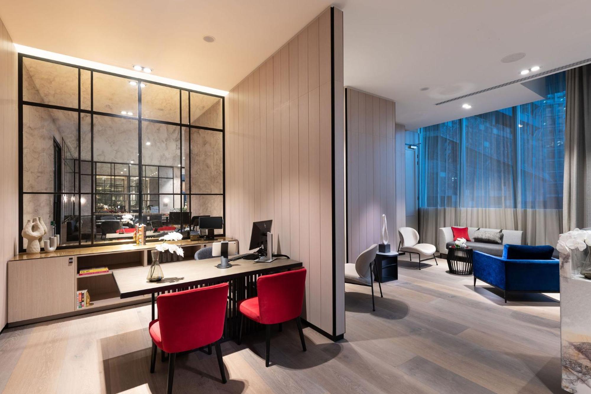 Dorsett Hotel 4*