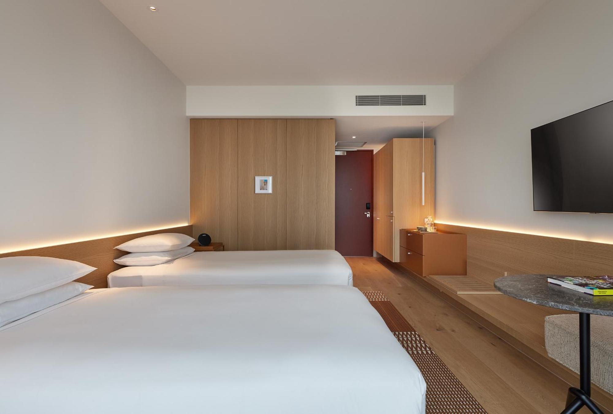 Hyatt Centric Hotel 5*