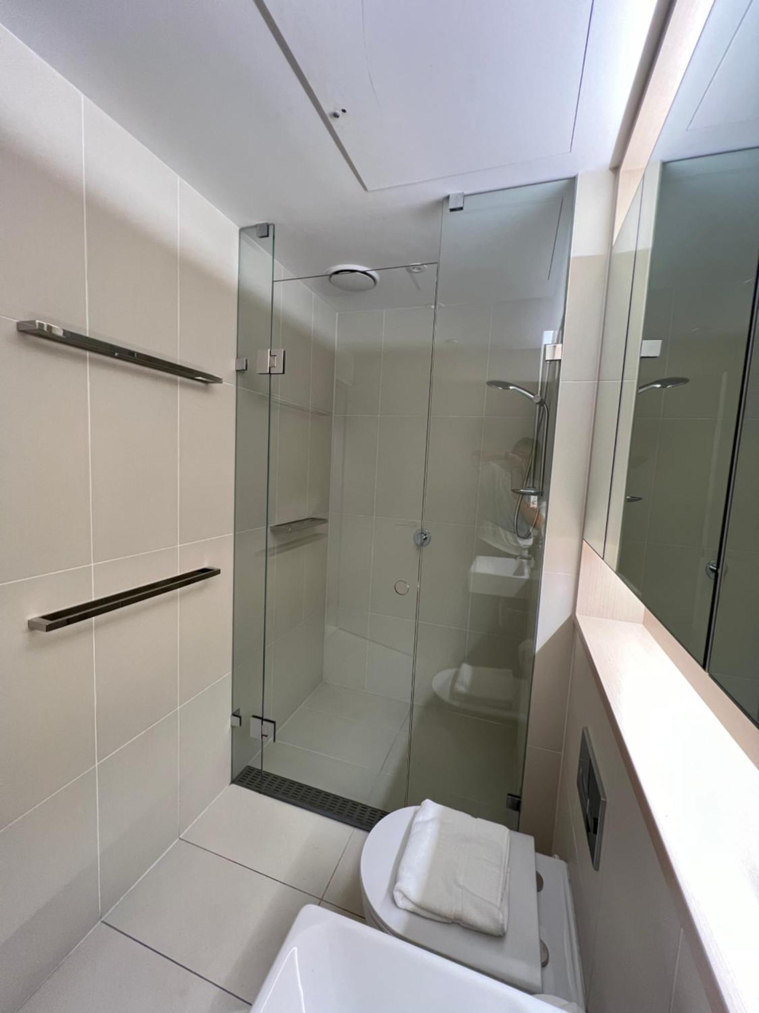 Apartment Edge Waterfront Townhouse Melbourne