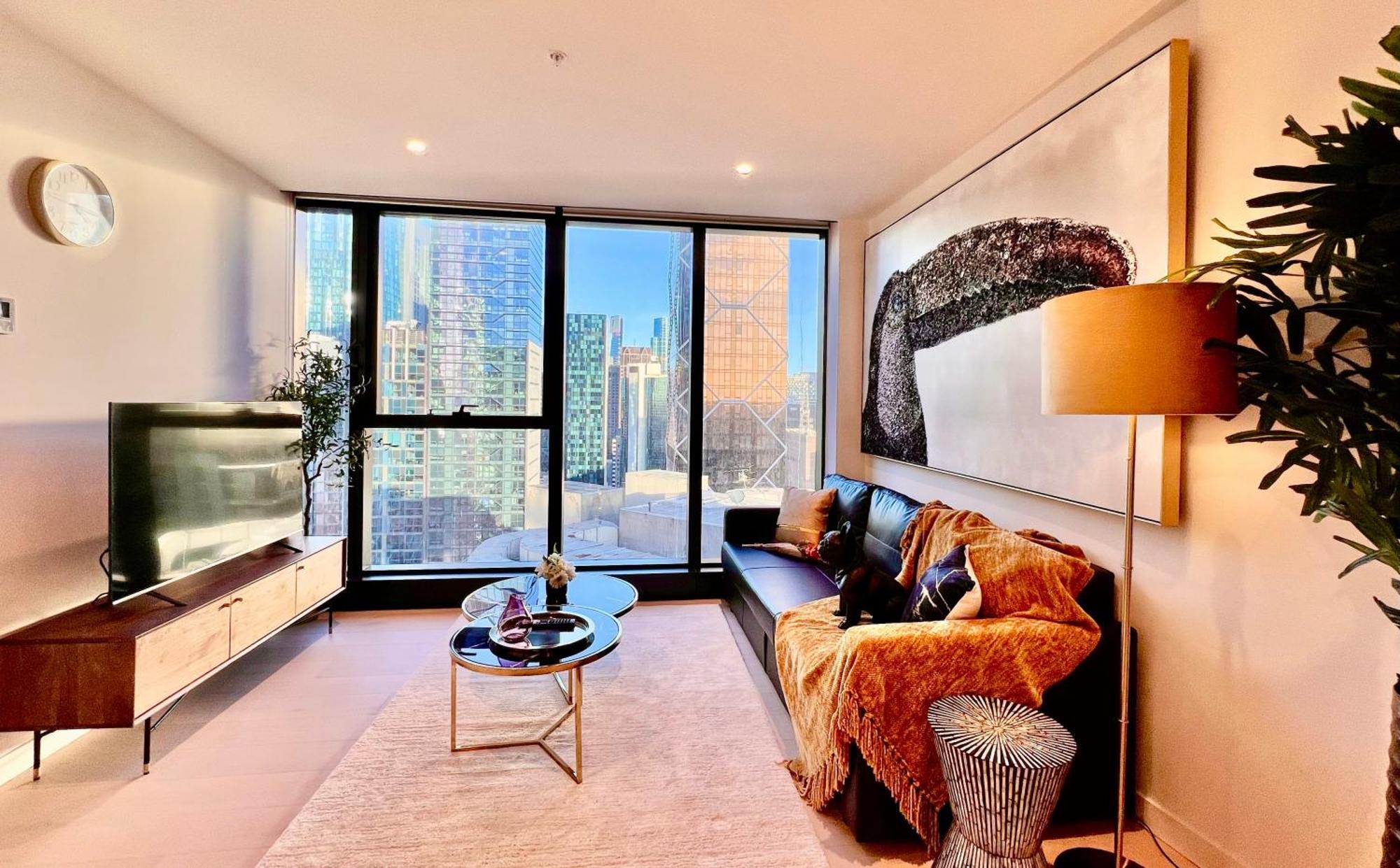 Apartment Highrise Location 2baths