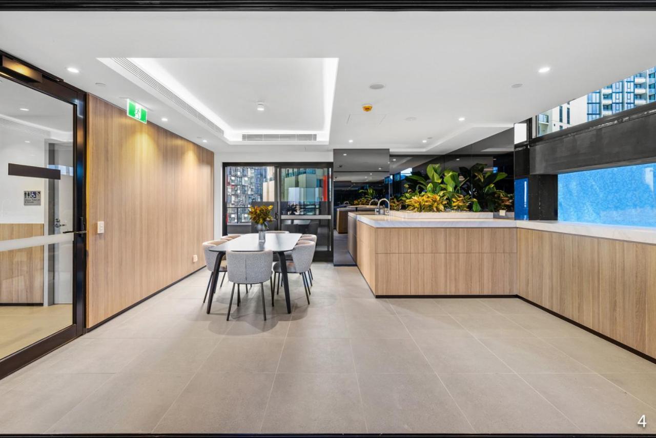 Spectacular Views From The Heart Of Southbank! Apartment