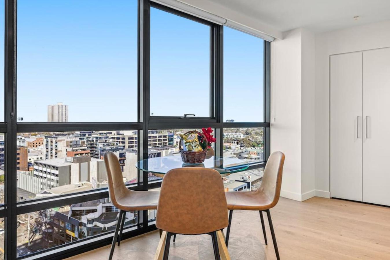 Spectacular Views From The Heart Of Southbank! Apartment