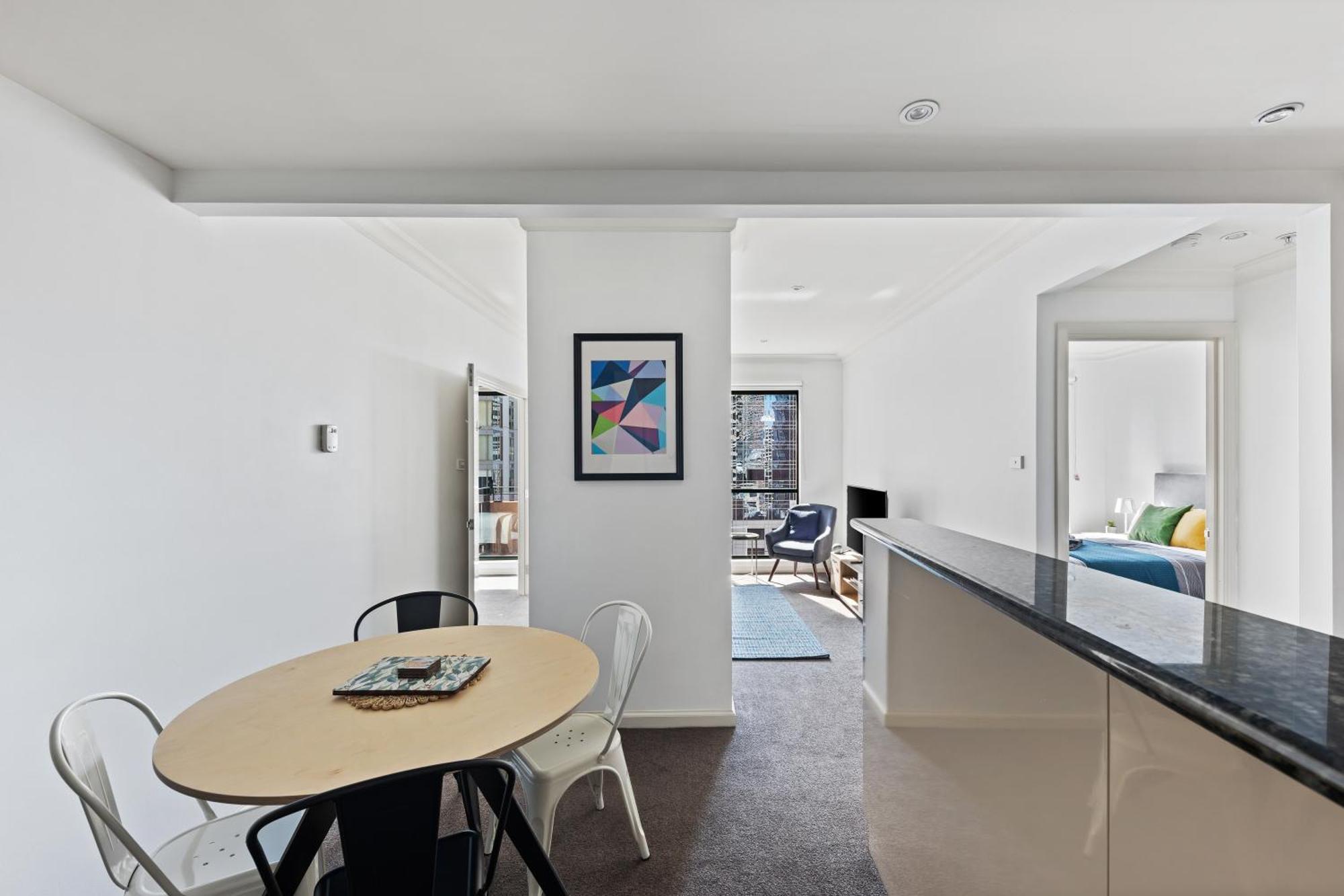 Regency Towers Apartamento *