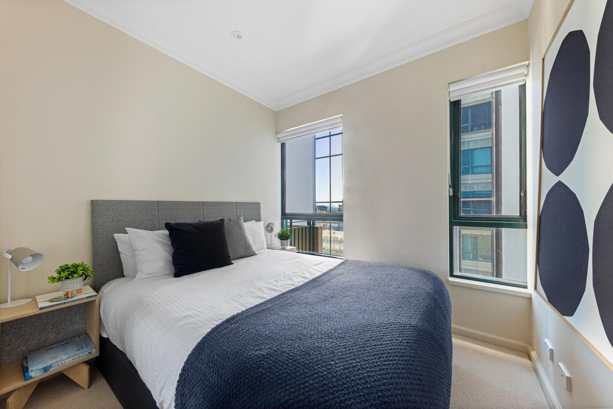 Regency Towers Apartamento