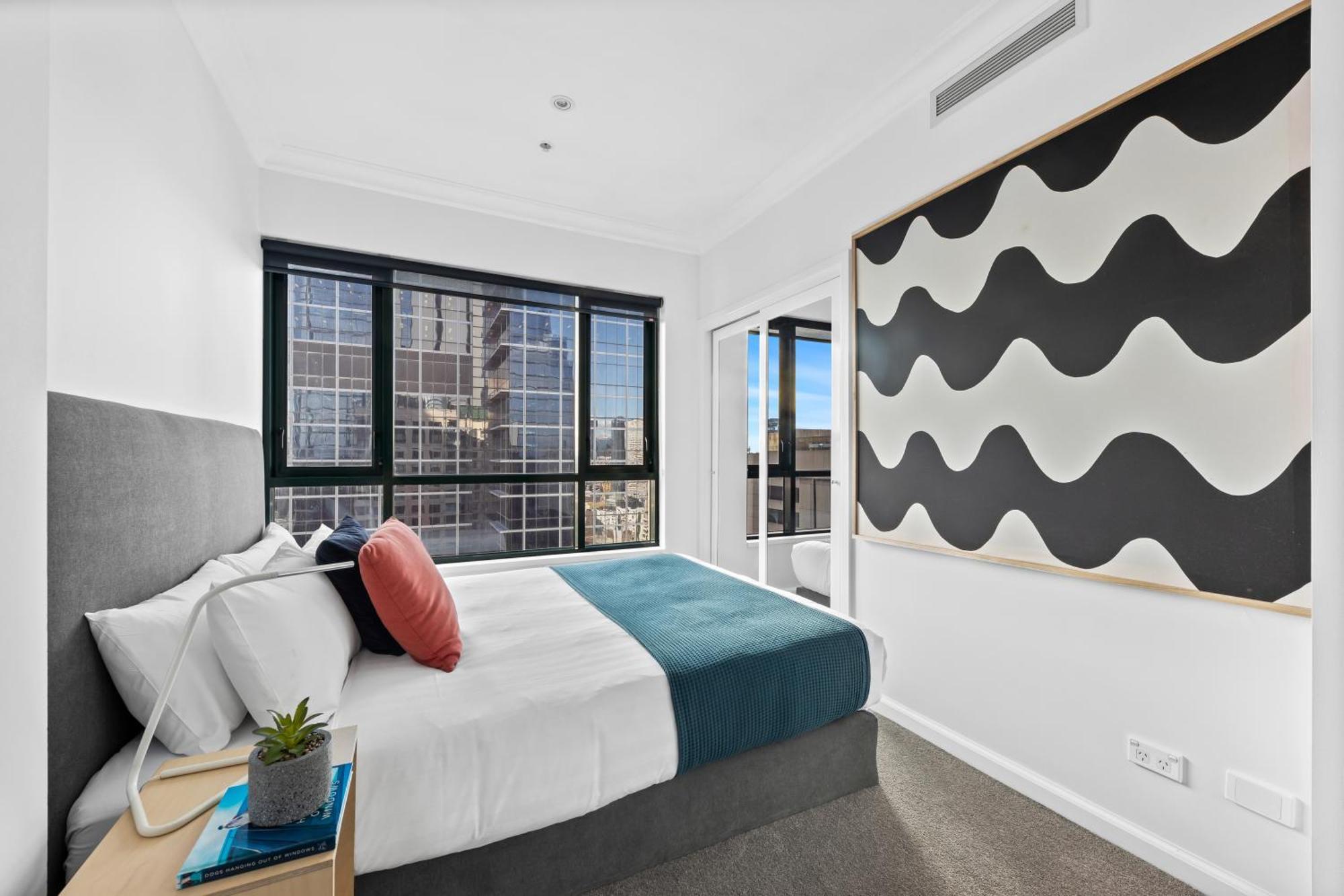 Regency Towers Apartamento