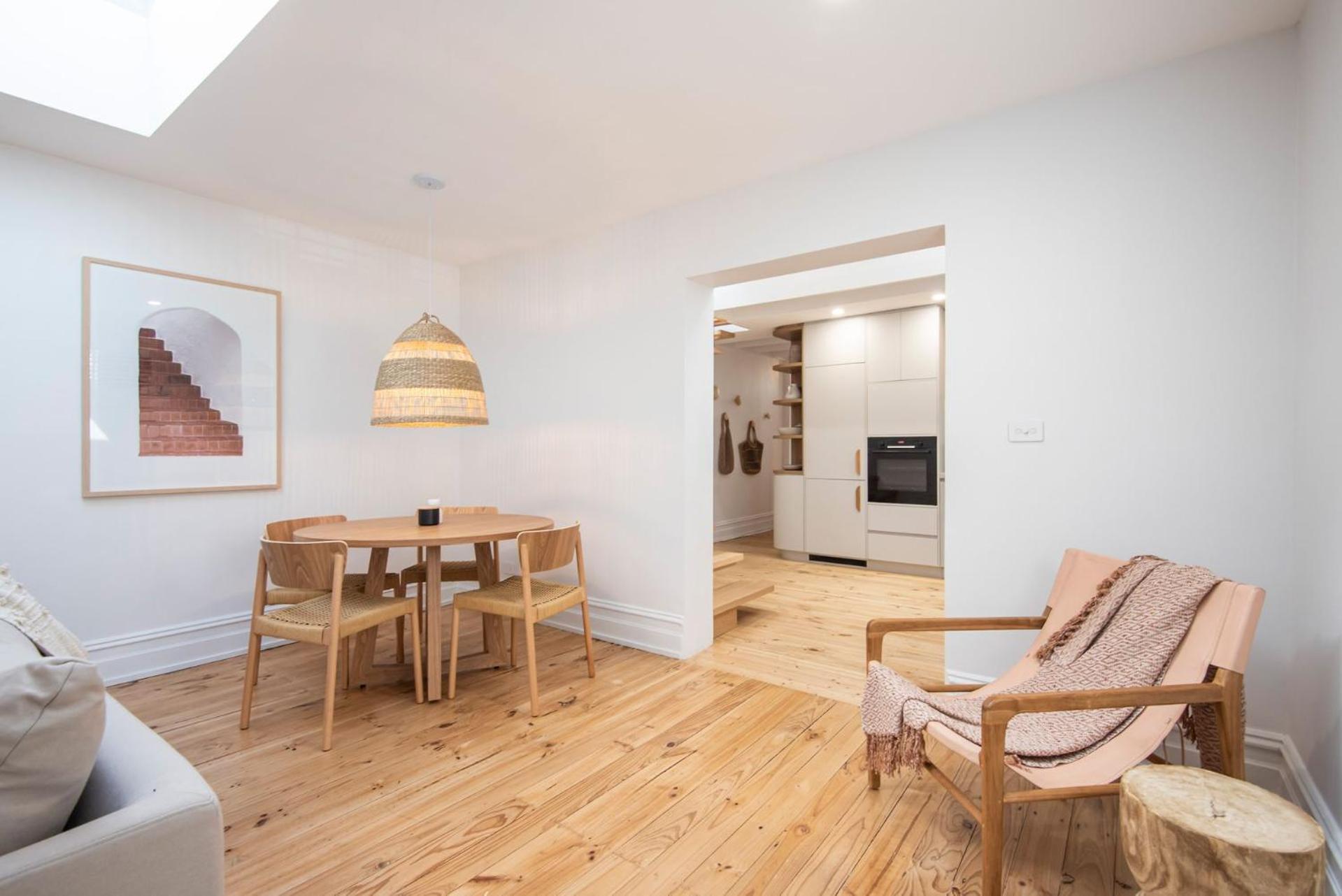 Modern Haven In Vibey Fitzroy Walk To Shops Holiday home Melbourne