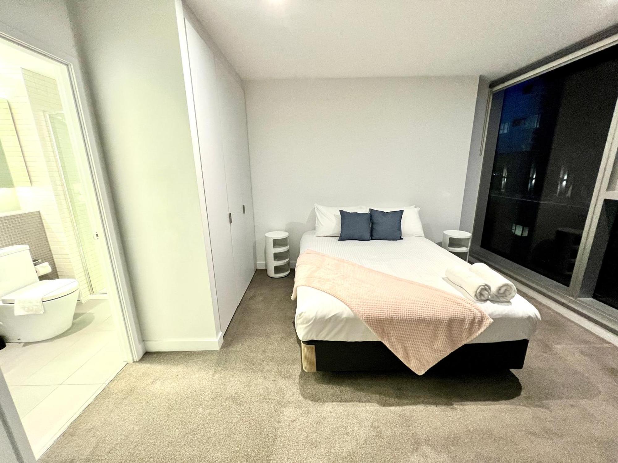 Readyset On Rose Lane Apartment Melbourne