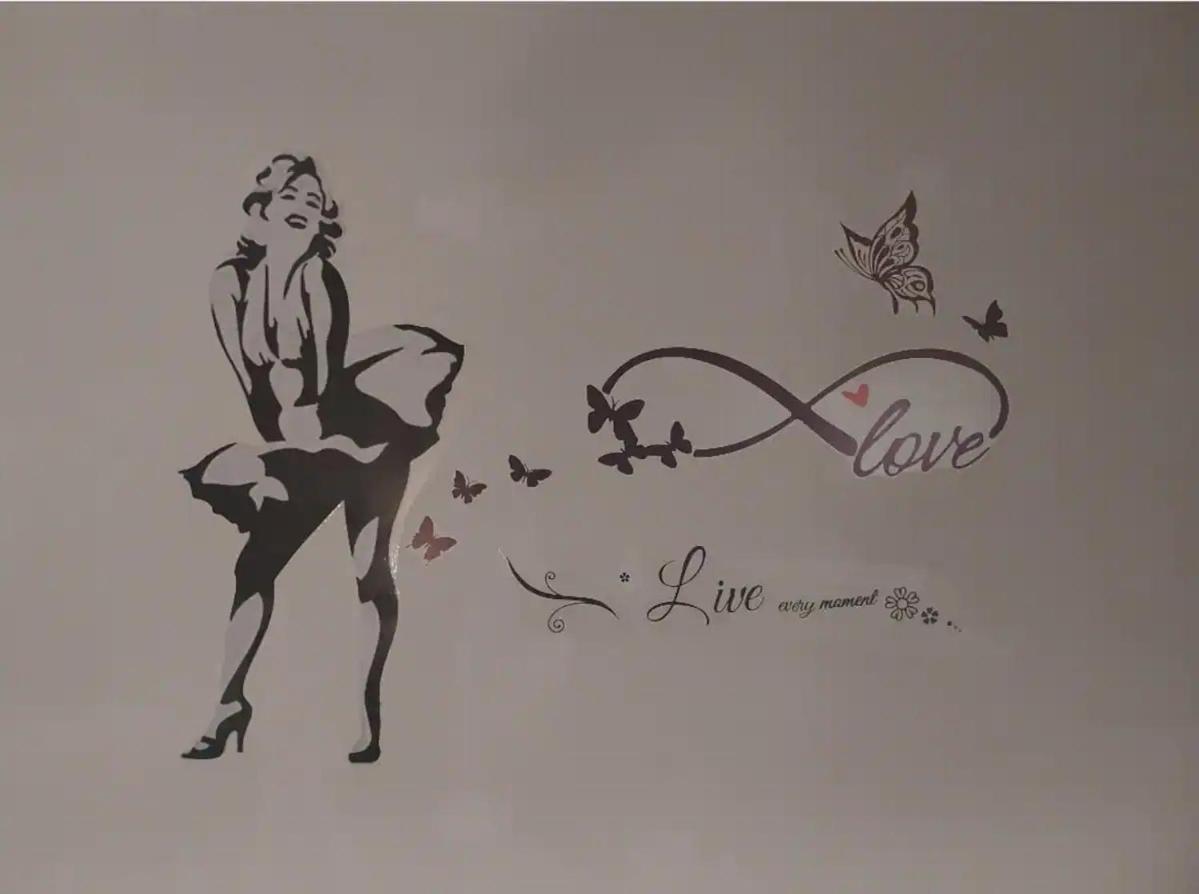 Marilyn Cbd Apartment *