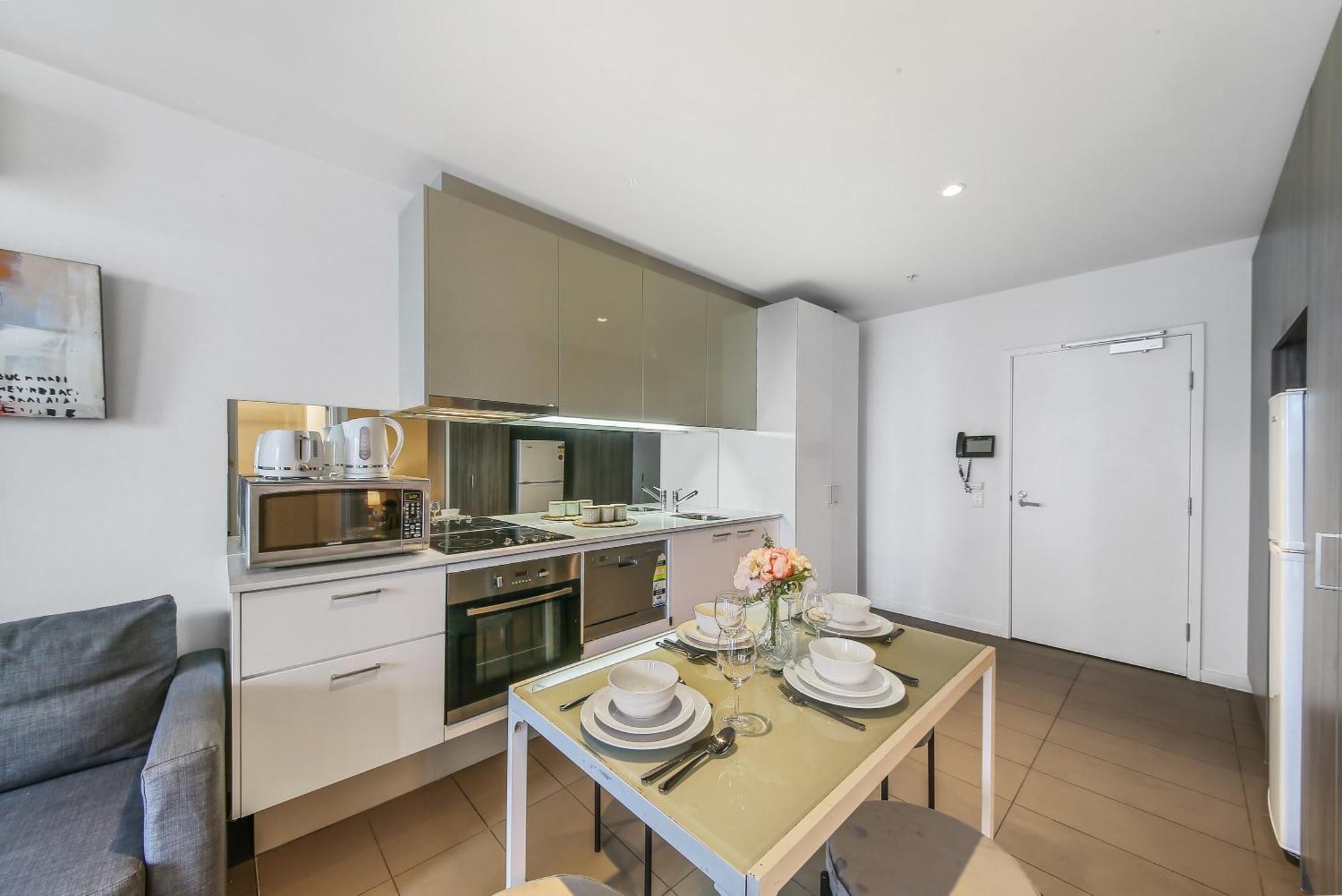 Apartment A Chic 2br Near Southern Cross Views Melbourne