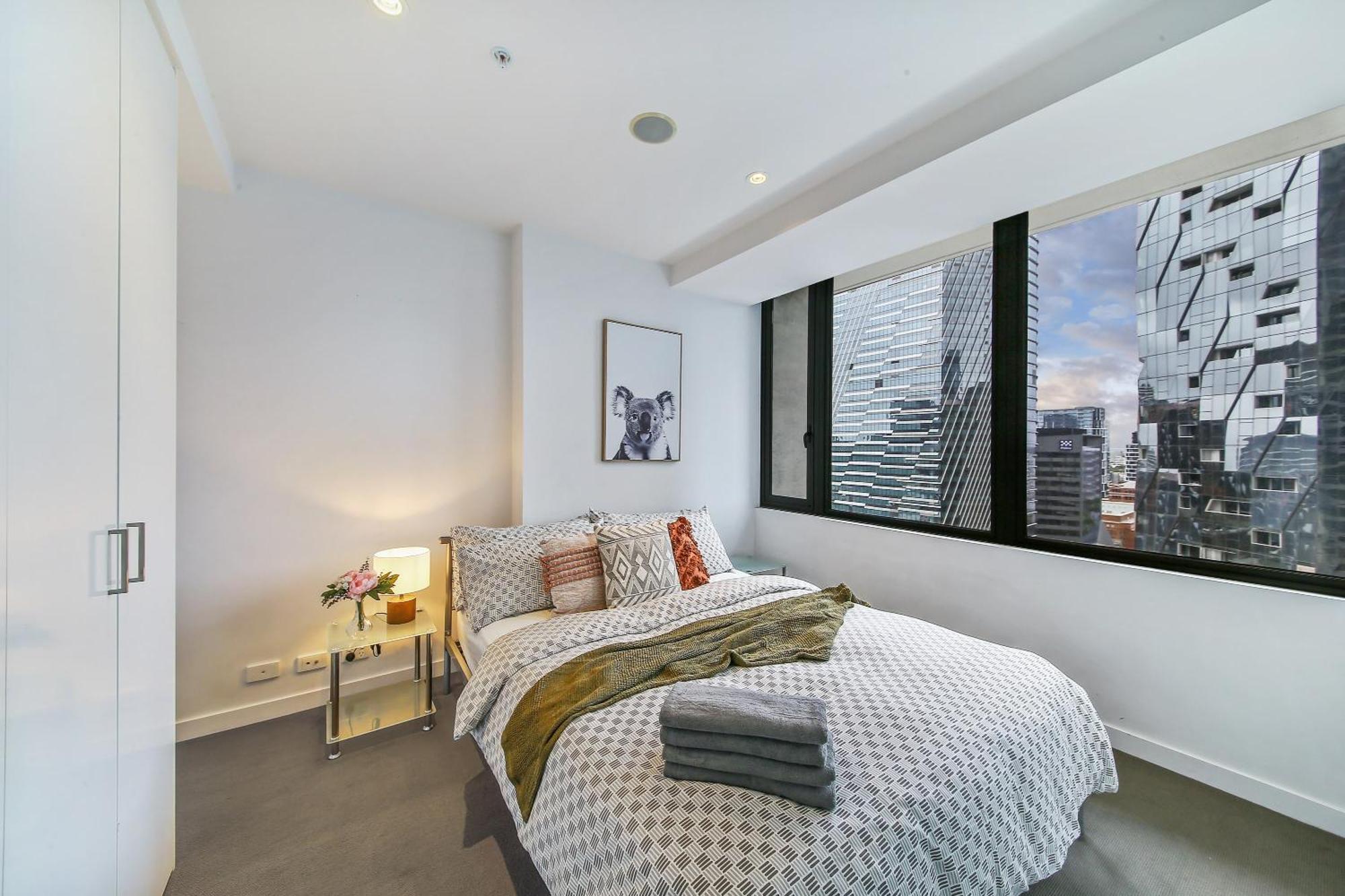 Apartment A Chic 2br Near Southern Cross Views *