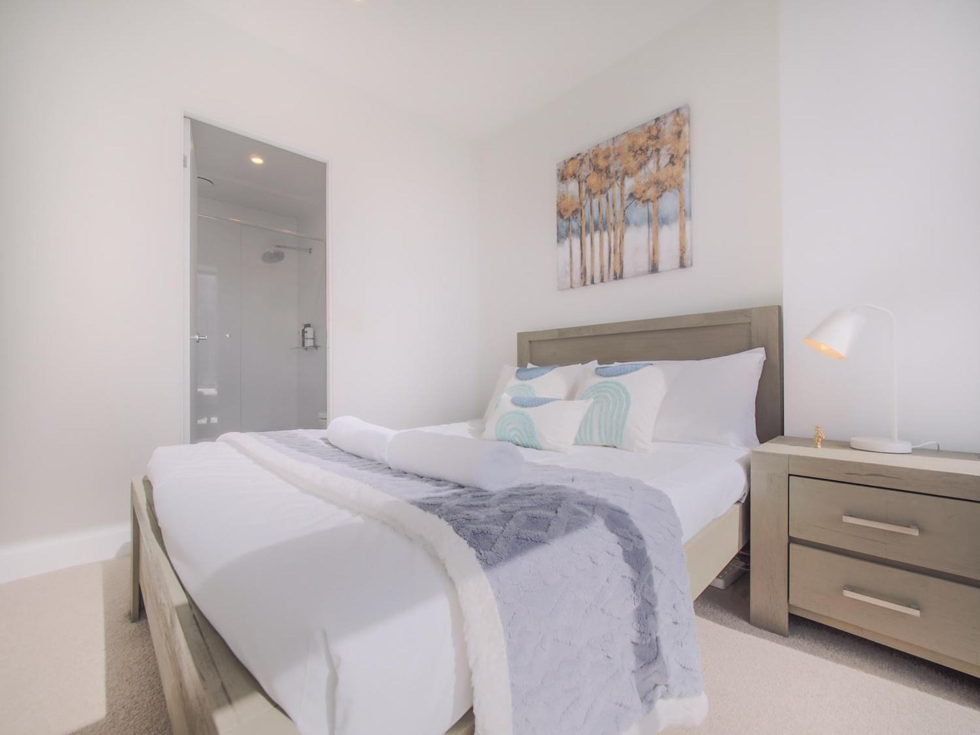 Delightful 1br On Bouverie St Close To Mel Uni Melbourne