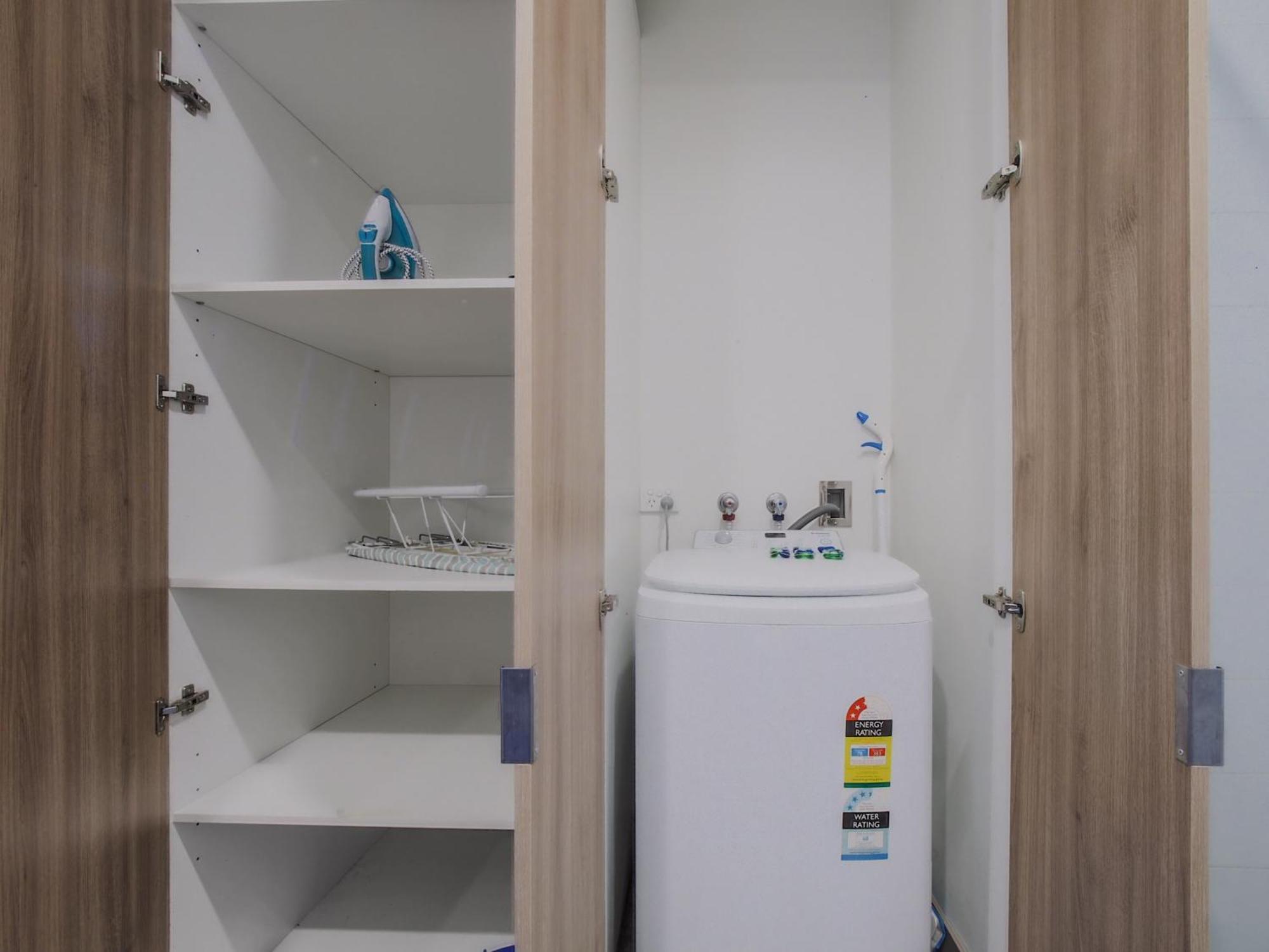 Delightful 1br On Bouverie St Close To Mel Uni Apartment *