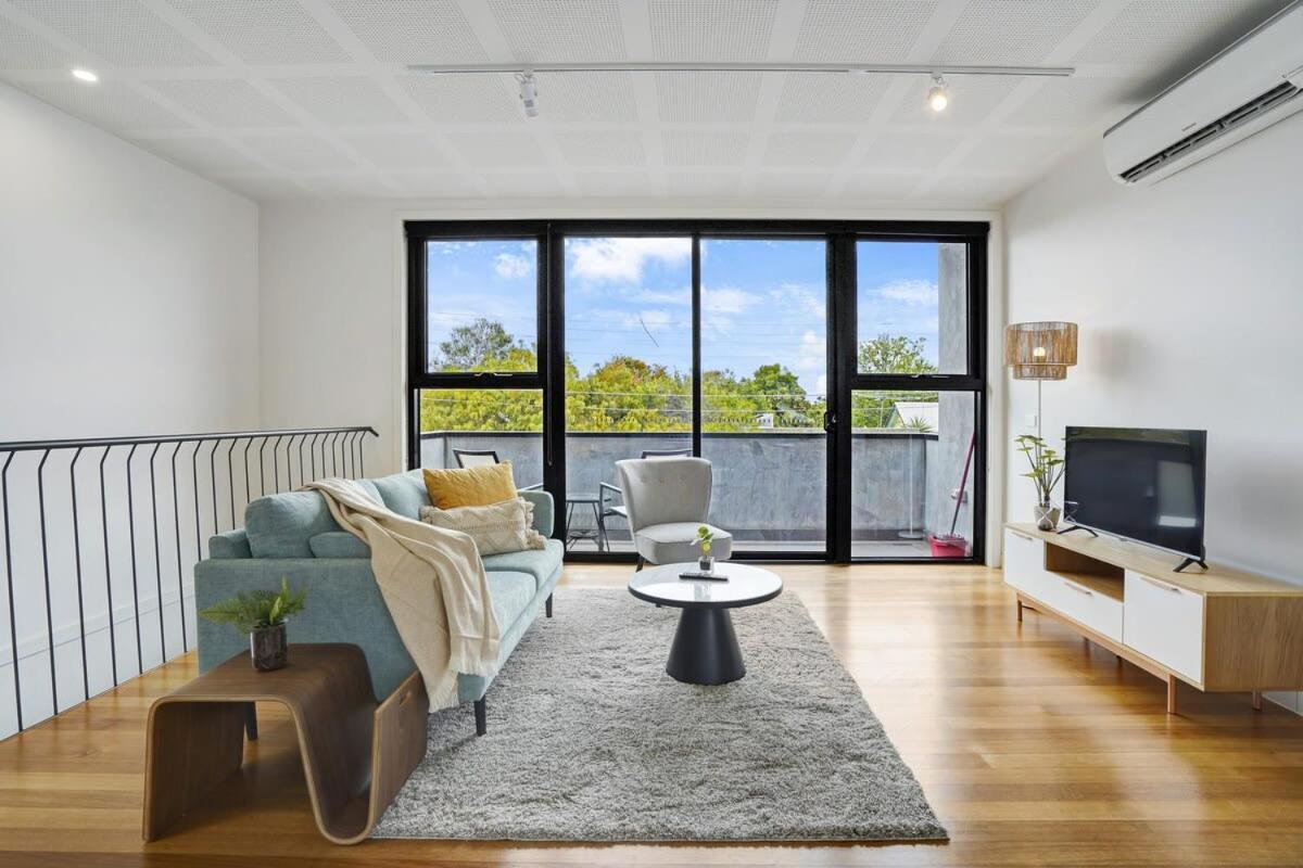 Contemporary Brunswick 2-story Townhouse* Holiday home Melbourne