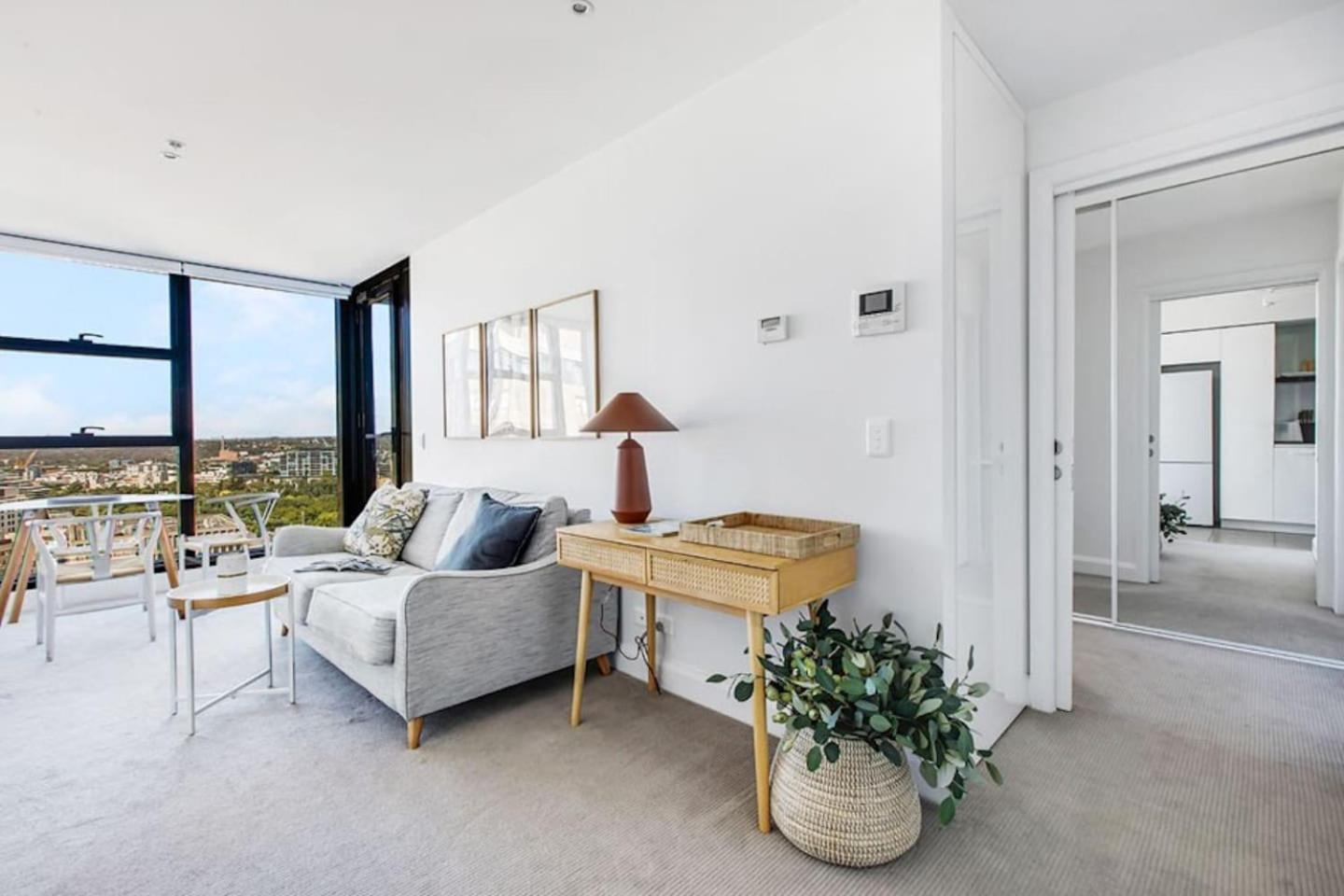 Apartment Bloom - A Cosy Haven In Melbourne's Epicentre Melbourne