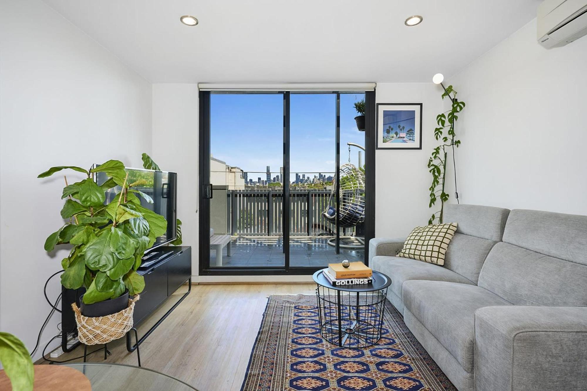 Vibrant Apartment-living Richmond Vic Apartment *
