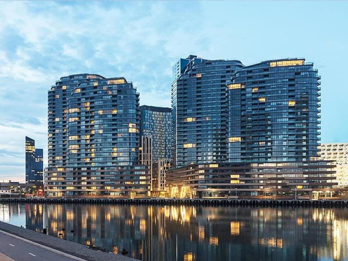 Apartment Brilliant Victoria Harbour Waterfront *