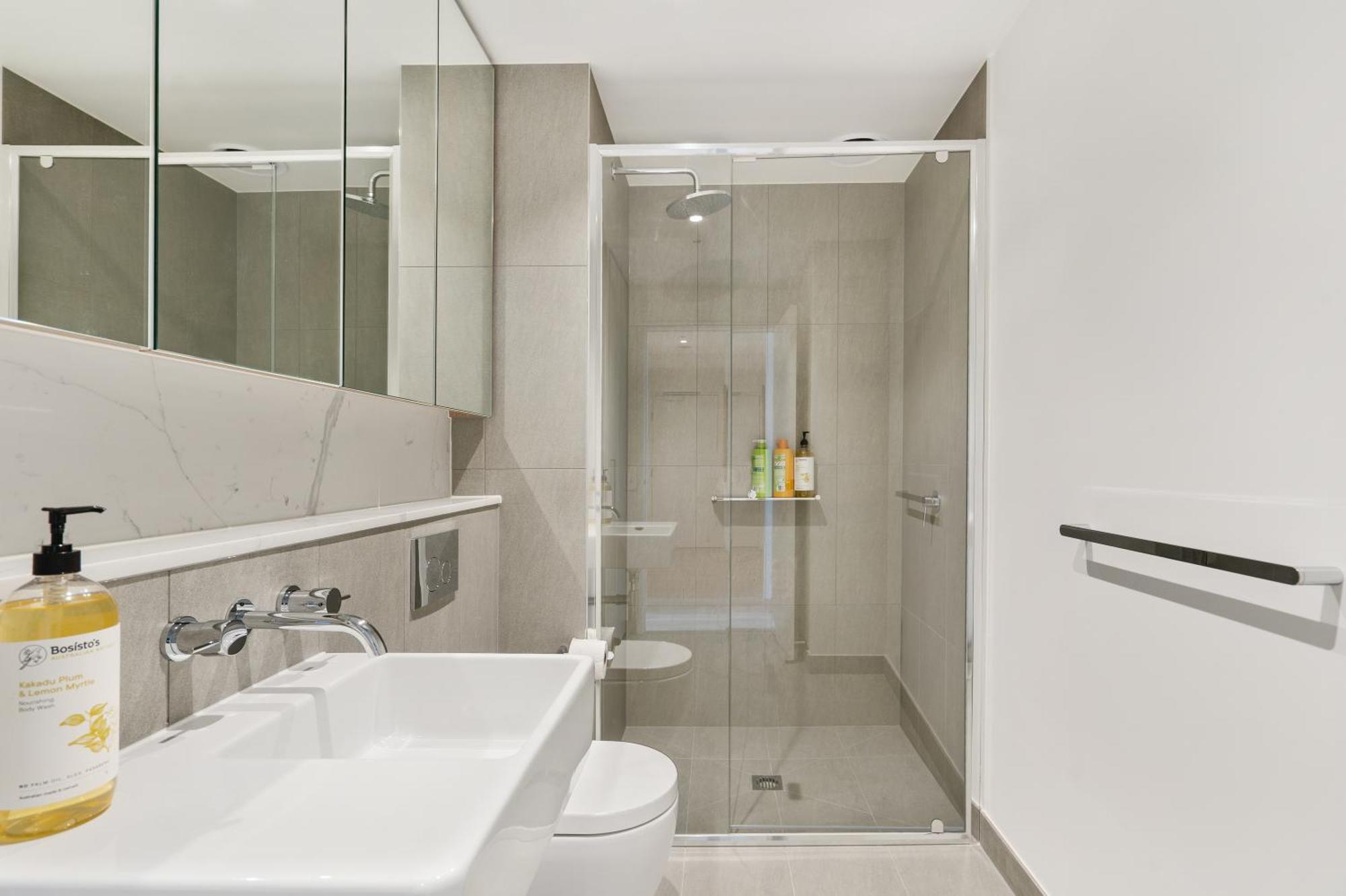 In Luxury At Stature - Sleeps 4 *