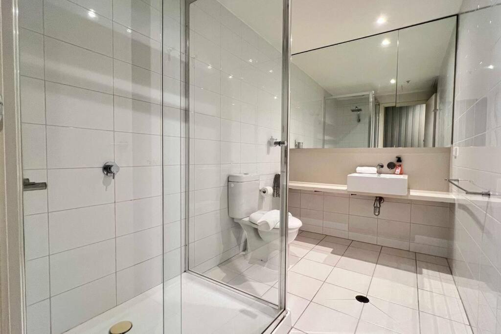 Apartment 1br Cbd Opposite Southern Cross & Marvel Stadium! *
