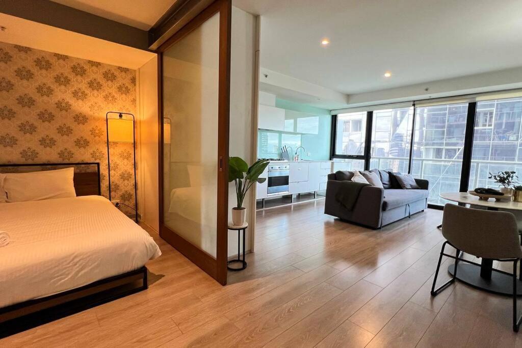 1br Cbd Opposite Southern Cross & Marvel Stadium! Melbourne