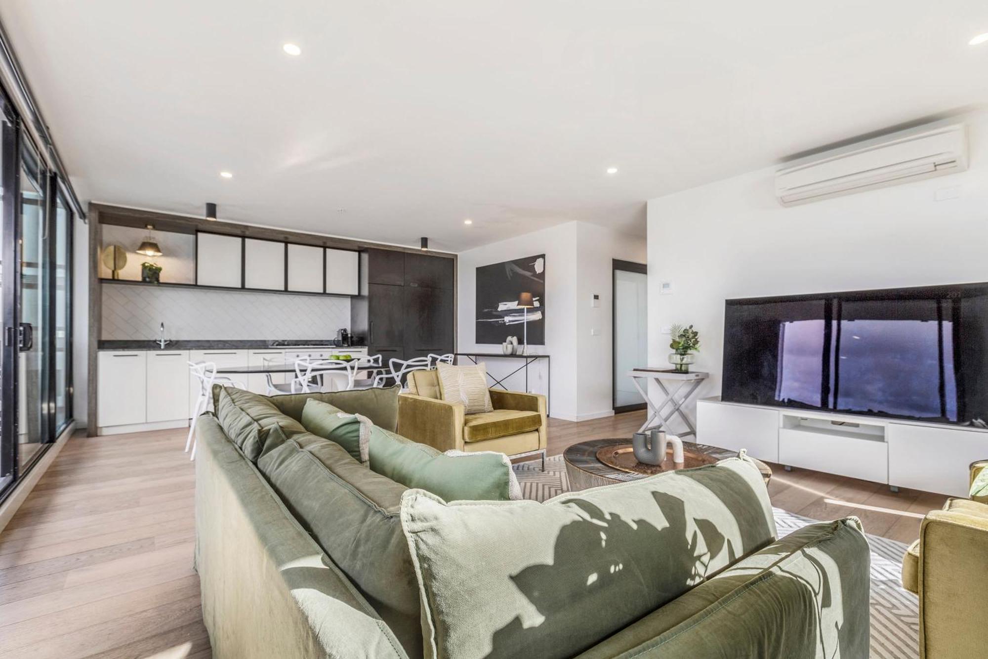 Vaquay Embassy In Abbotsford Holiday home *