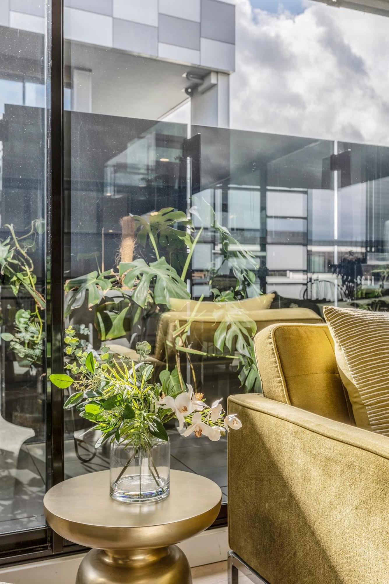 Vaquay Embassy In Abbotsford Melbourne