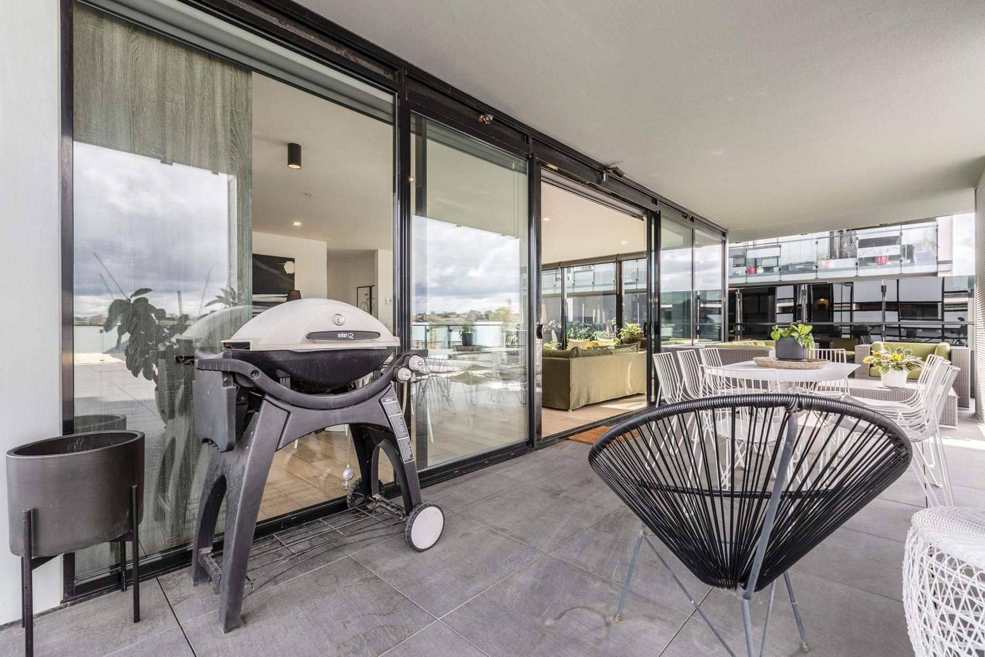 Vaquay Embassy In Abbotsford Melbourne
